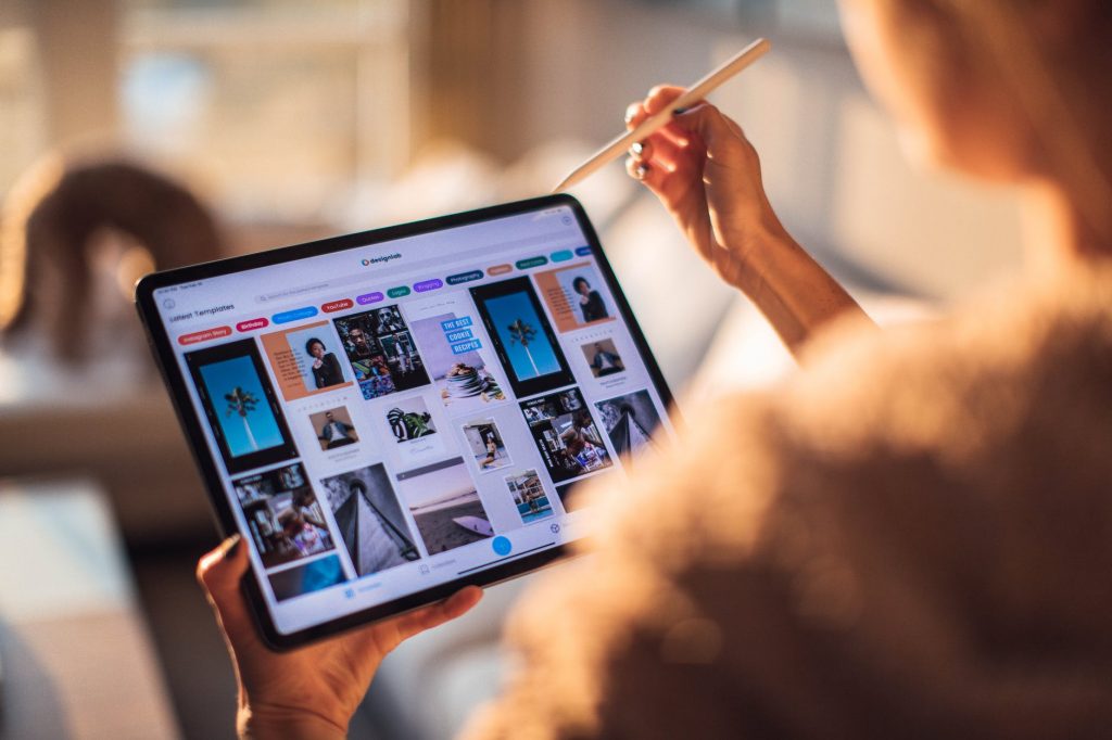 Multiple income funnel website